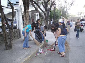 Clean-up drive in Intramuros held last 3/3/07